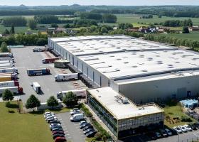 IMMEUBLE LOGISTIQUE A VENDRE  - LILLERS - 22 280 m² divisibles à partir de 3 533 m²