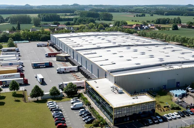 IMMEUBLE LOGISTIQUE A VENDRE  - LILLERS - 22 280 m² divisibles à partir de 3 533 m²